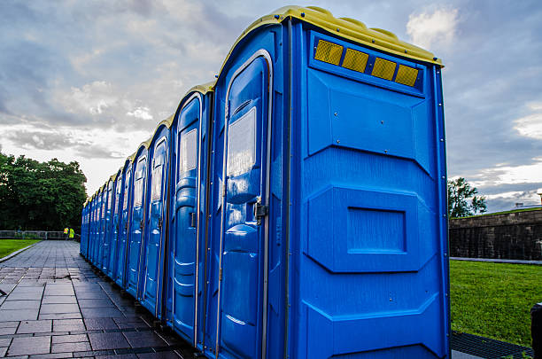 Best Porta potty rental near me  in Clayton, MO