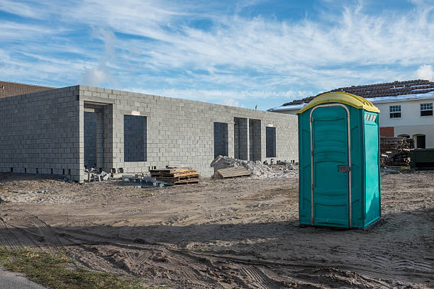 Best Porta potty delivery and setup  in Clayton, MO